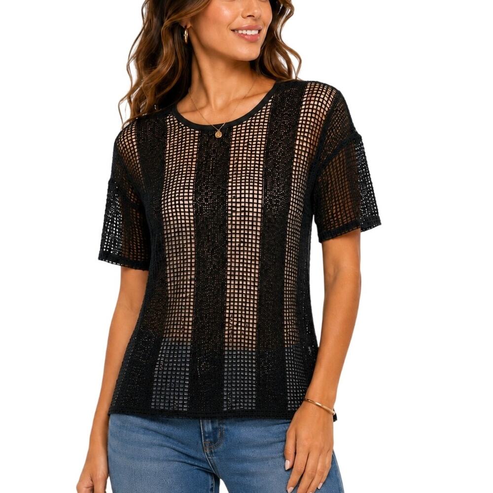 XS BCBGeneration Black Short Sleeve Full Crochet Mesh Knit Coverup Tee Shirt Top